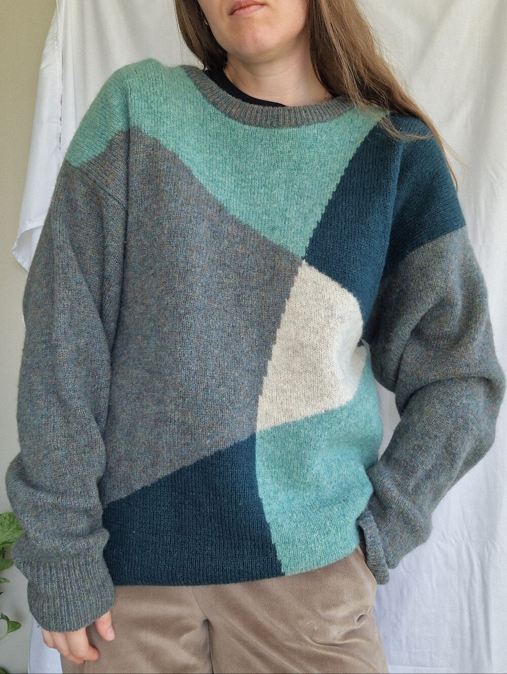Vintage Geometric Crewneck Sweater in Teal and Gray